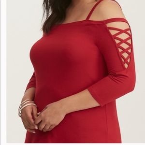 Lace up shoulder red top